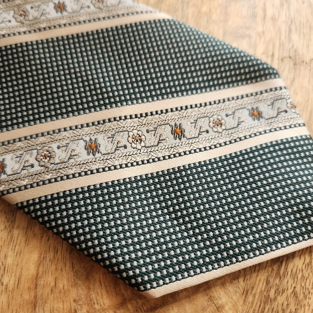 Vintage Montgomery Ward Green and Cream Men's Necktie